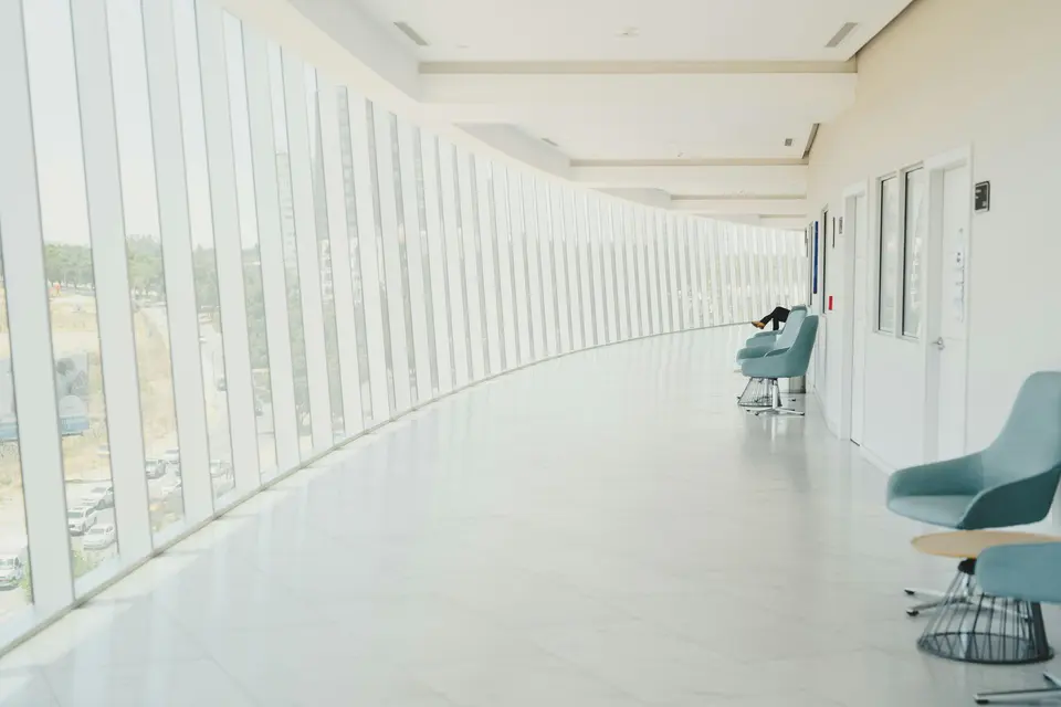 Healthcare & Pharmaceuticals
